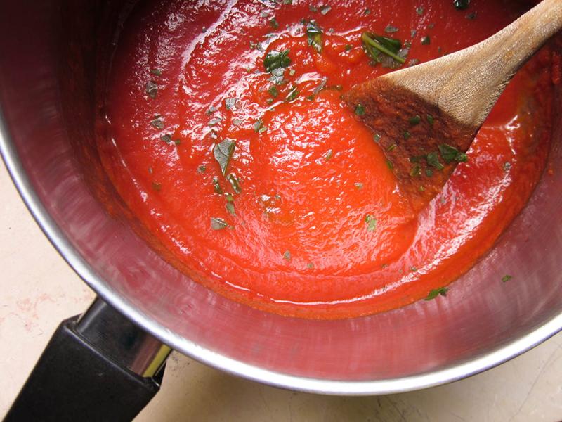how to make the perfect tomato sauce #sauce

Check out the ricepe at: